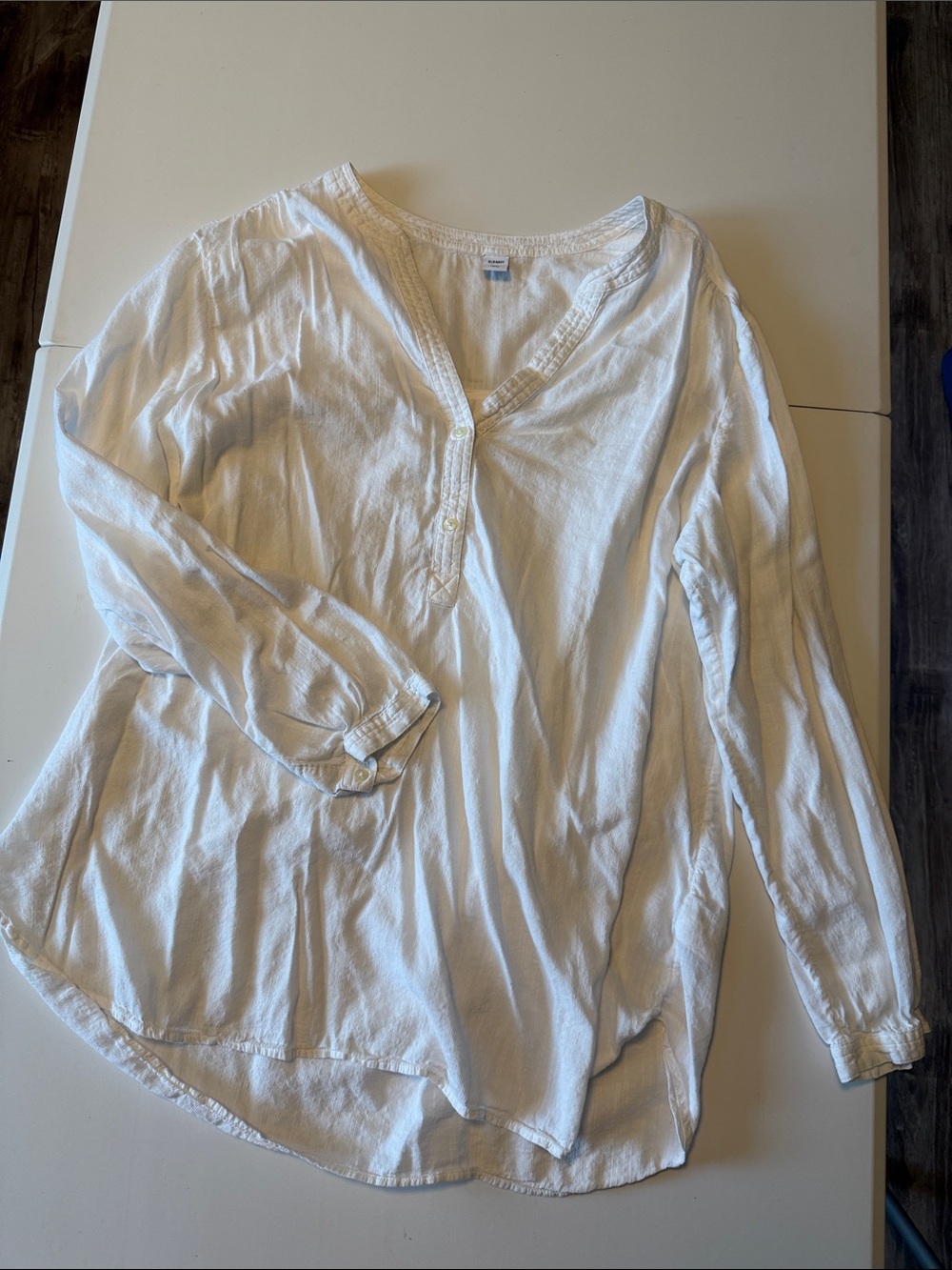 Old Navy White Long-Sleeve Button Henley Tunic